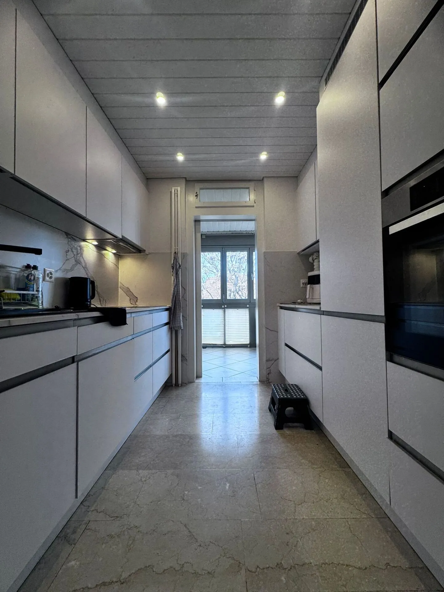 Condominium attrayant de 4,5 pièces incluant un box de garage dans un emplacement central à Ettingen - Photo 9 sur 20