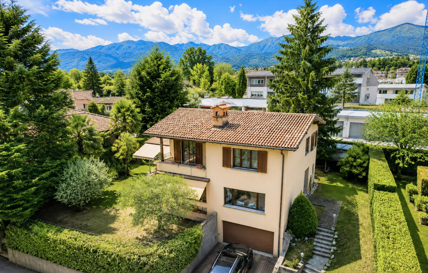 Geräumige Familienvilla in der Natur - Foto 1 von 14