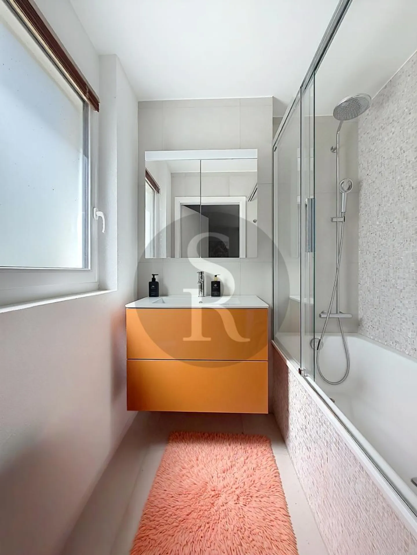 Appartement Contemporain avec Jardin - Photo 6 sur 6