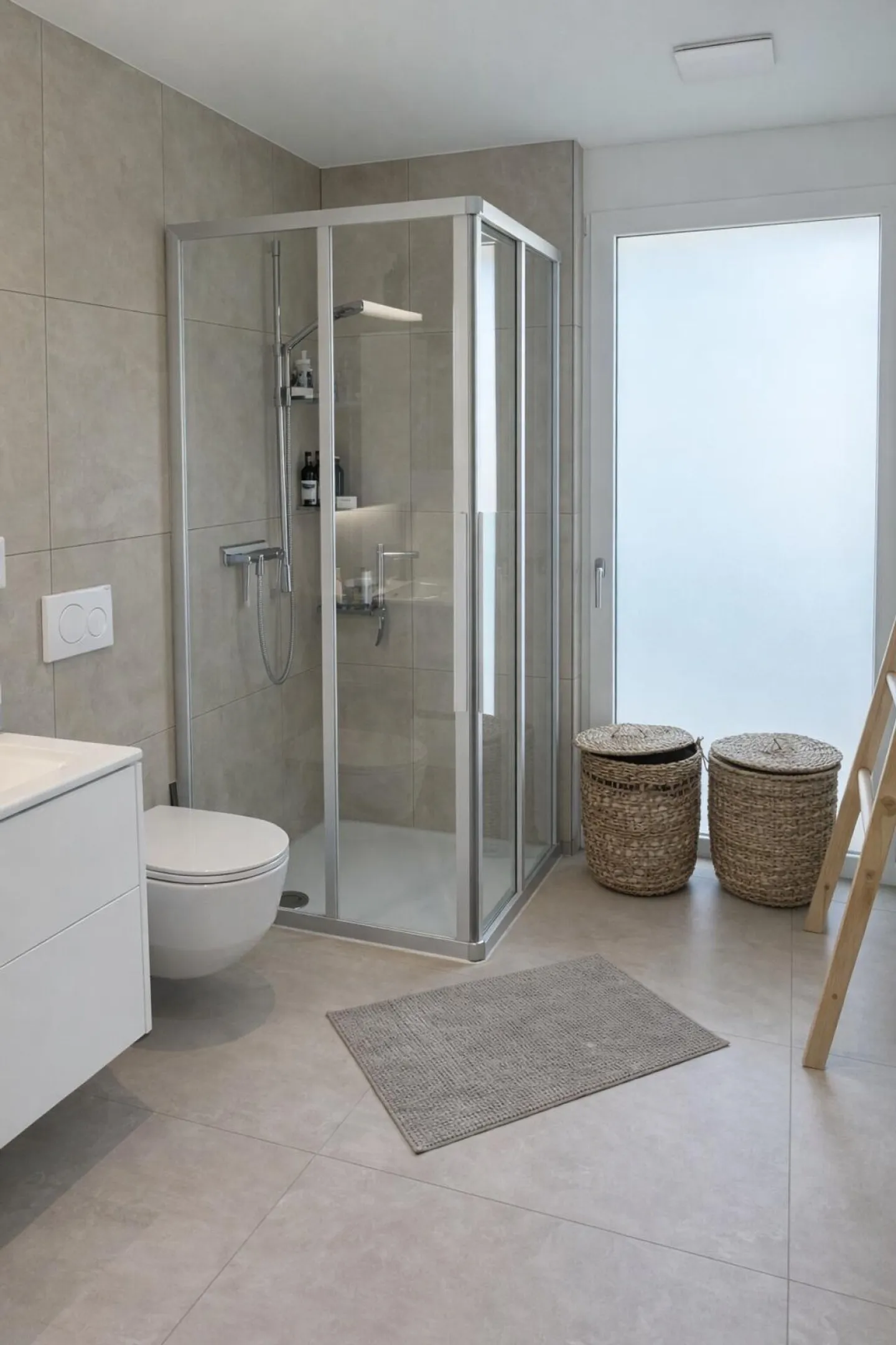 Exklusive Attikawohnung im Zentrum Lyss - Foto 8 von 9