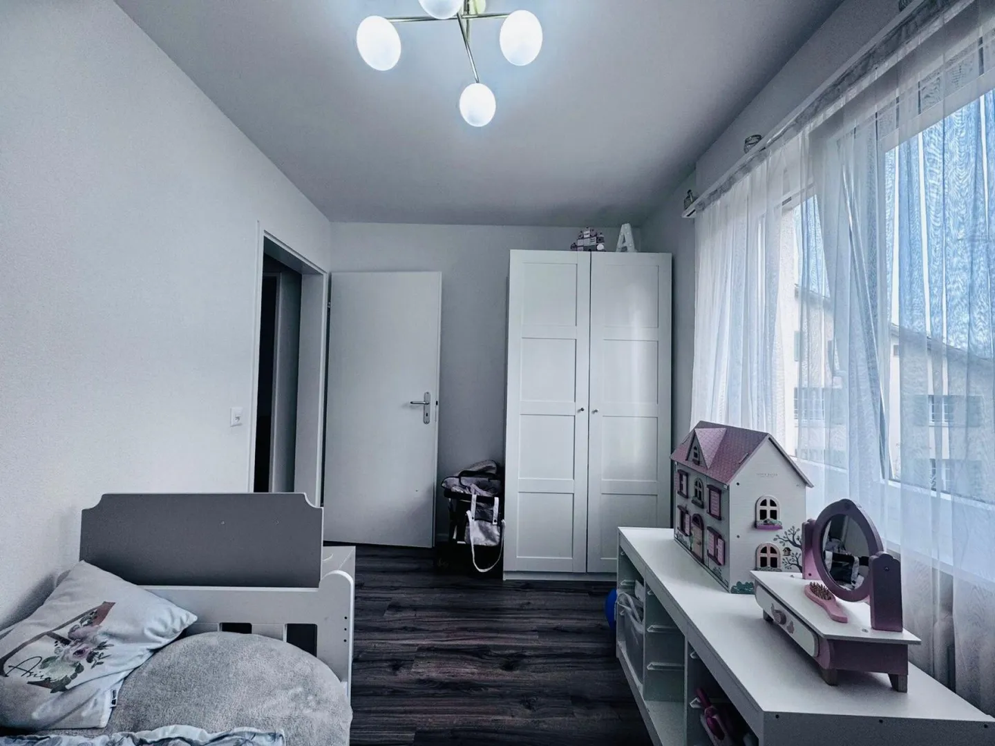 Condominium attrayant de 4,5 pièces incluant un box de garage dans un emplacement central à Ettingen - Photo 15 sur 20