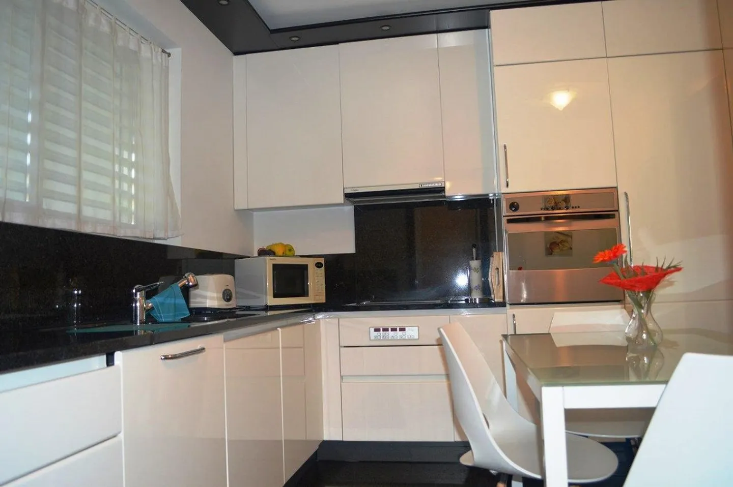 4.5 Room Duplex Apartment with Garden - Photo 4 of 12