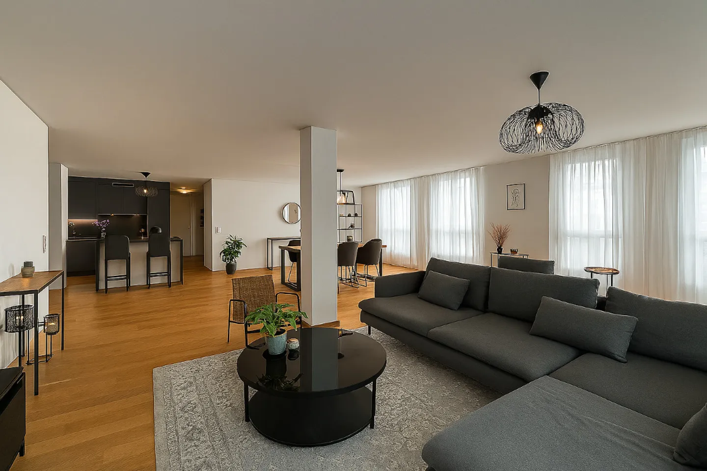 Appartamento 4.5 stanze - Foto 1 di 8