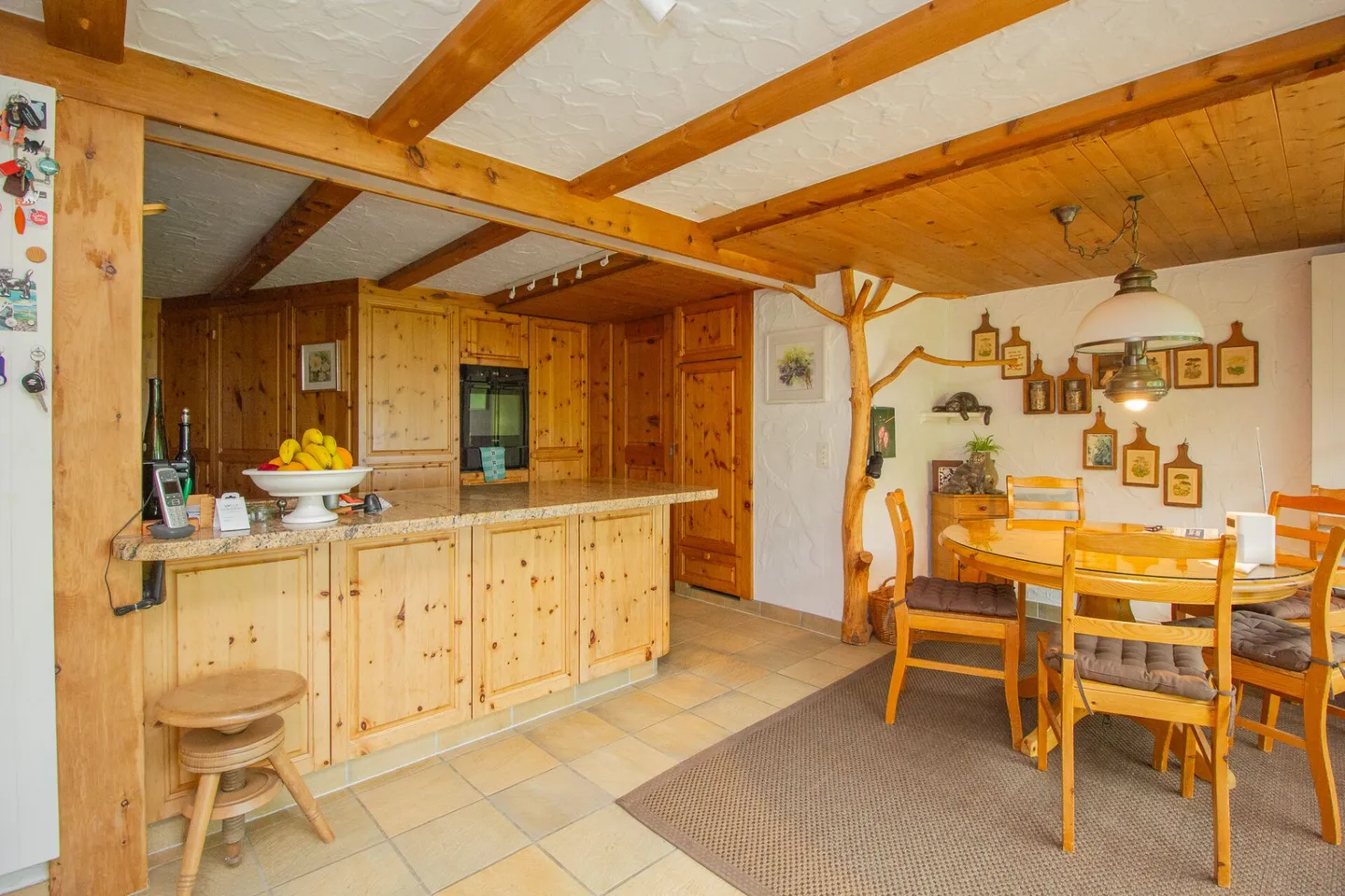 Unique Country House with Picturesque Garden - Photo 7 of 15