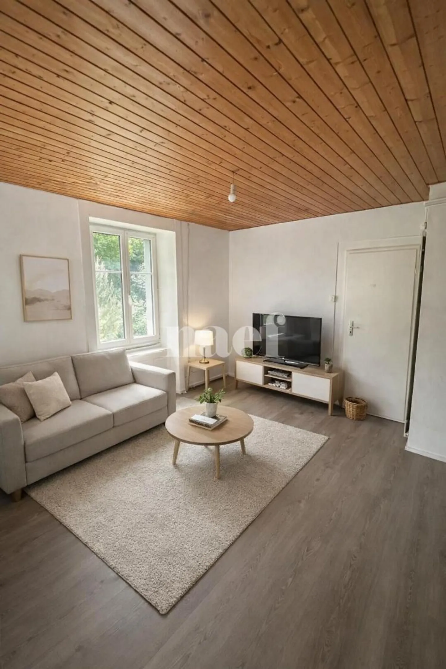 For rent 4.5-room apartment on the 3rd floor - Photo 4 of 4