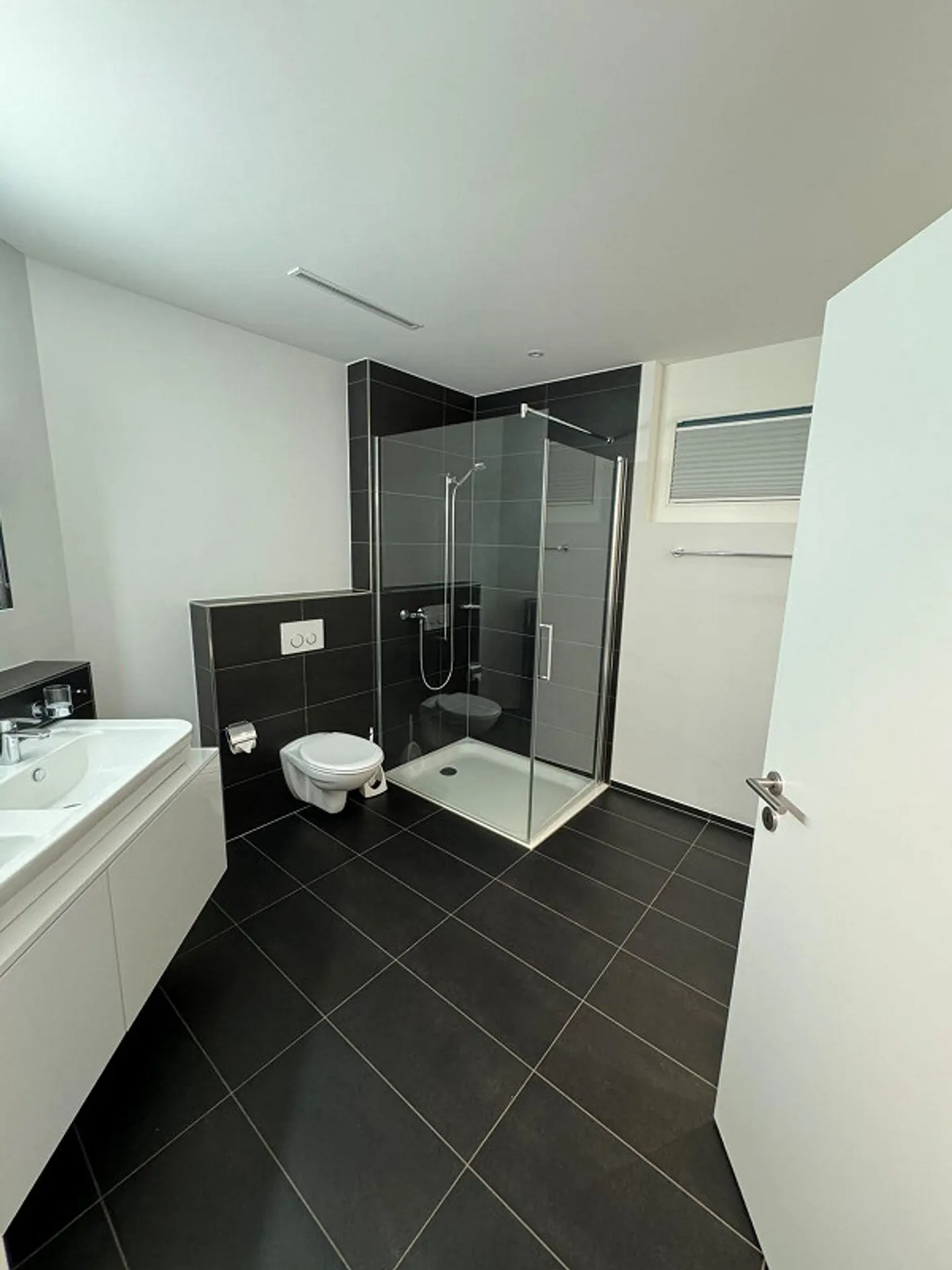 Beautiful bright 4.5 room apartment for sale - Photo 6 of 13