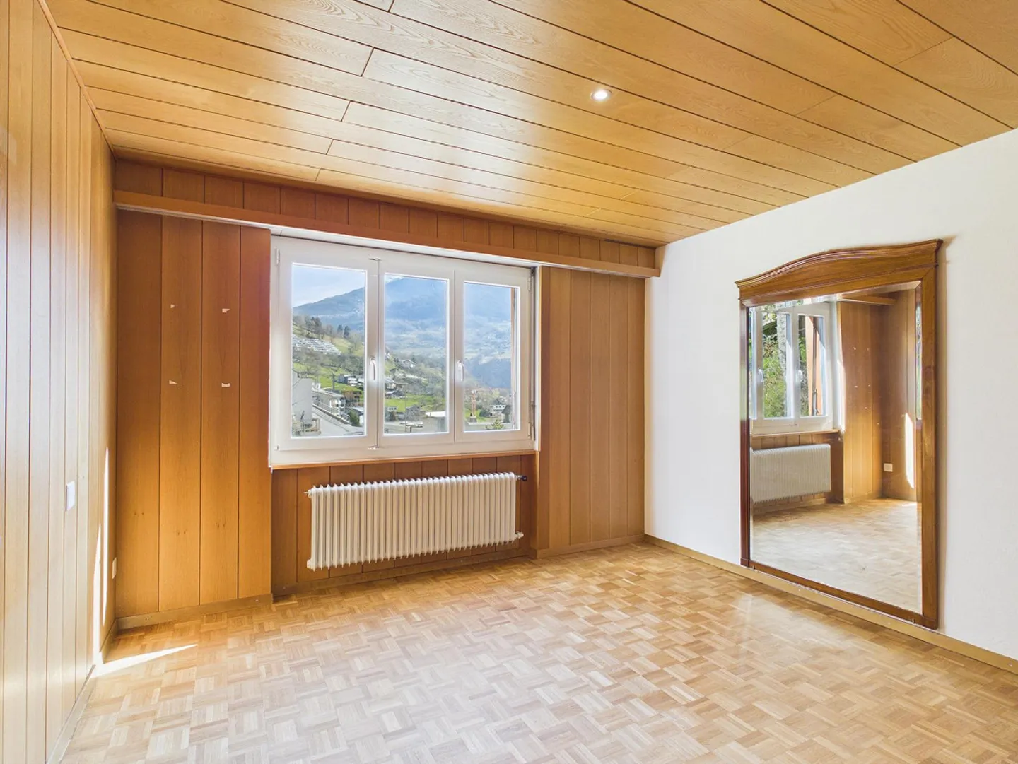 Grosszügige Wohnung mit Garage - Foto 7 von 9