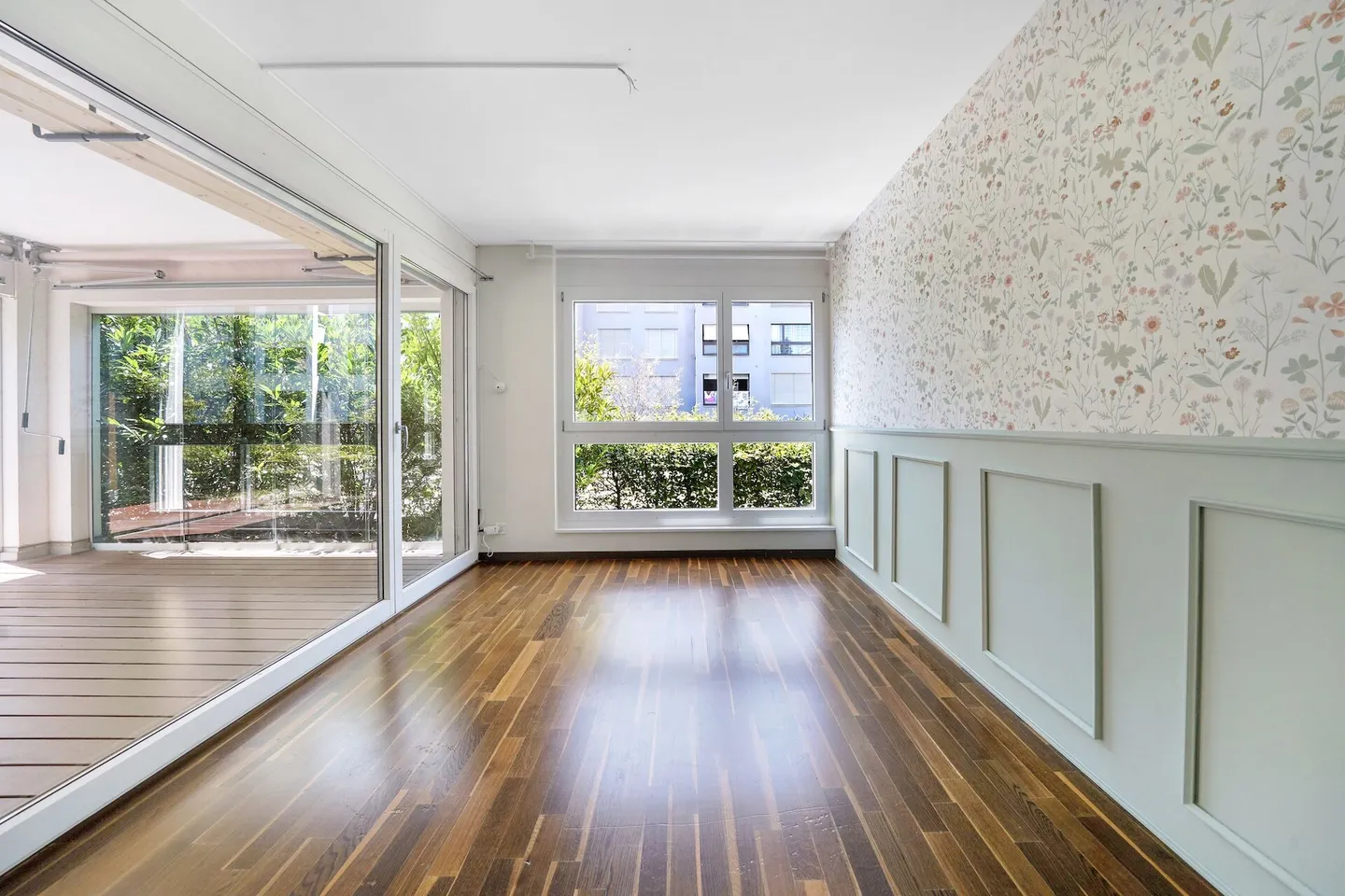 Newly built, bright 4.5 room ground floor apartment close to the city - Photo 5 of 15