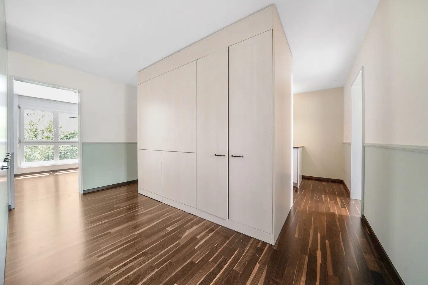 Newly built, bright 4.5 room ground floor apartment close to the city - Photo 7 of 15