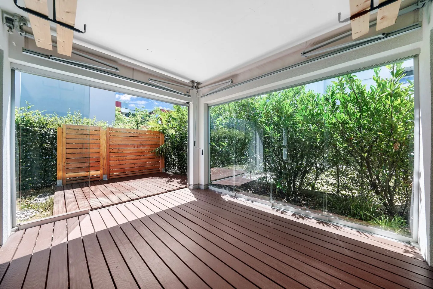 Newly built, bright 4.5 room ground floor apartment close to the city - Photo 12 of 15