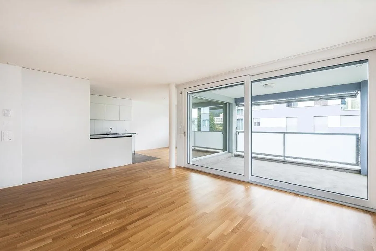 4.5 Room Apartment - Photo 1 of 10