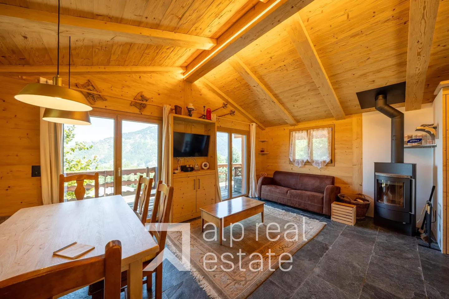 Magnifique chalet rénové avec vue imprenable - Photo 5 sur 13