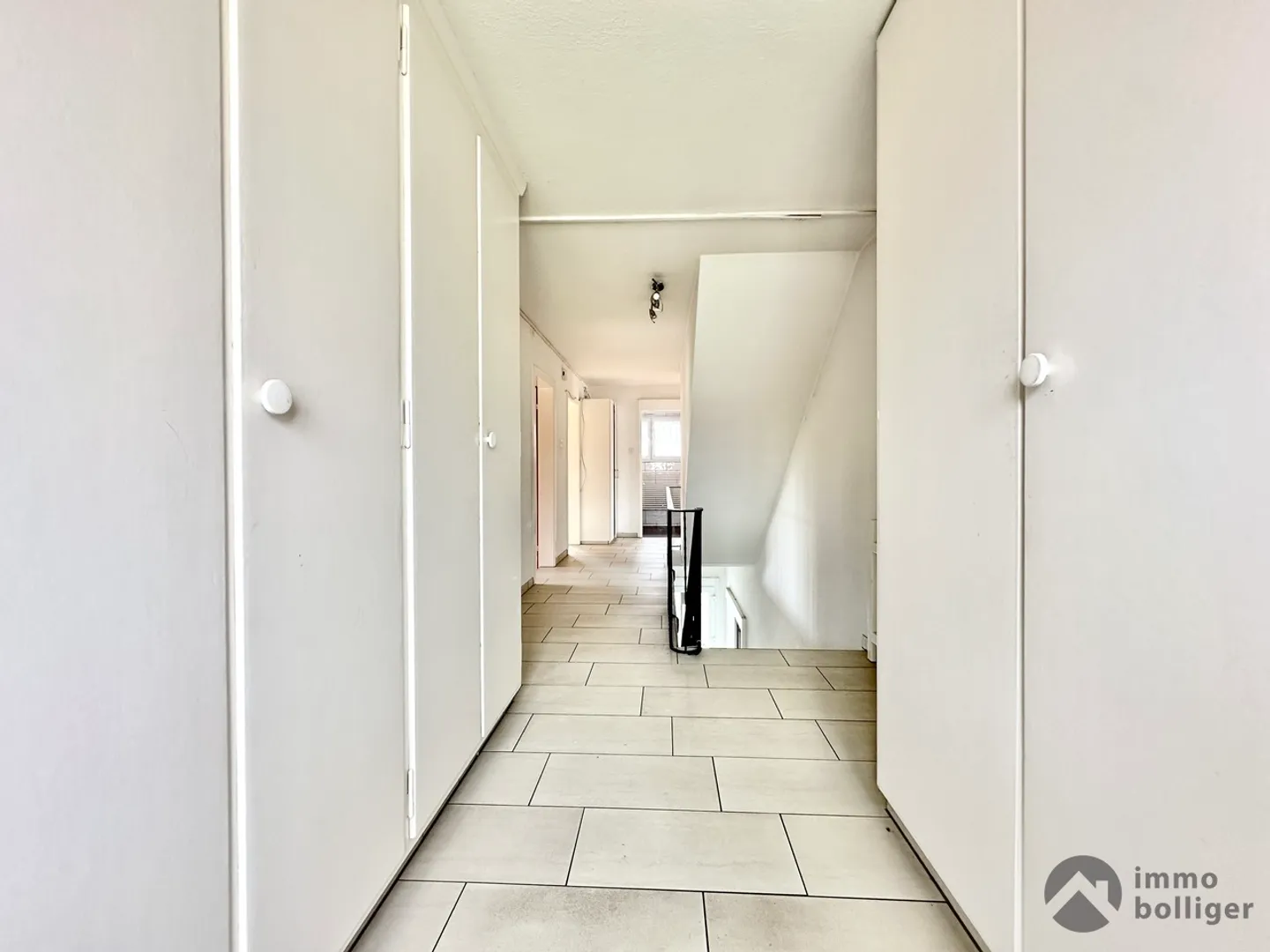 Propriété de projet avec >300 m2 de surface habitable, atelier et espace commercial - Photo 8 sur 13