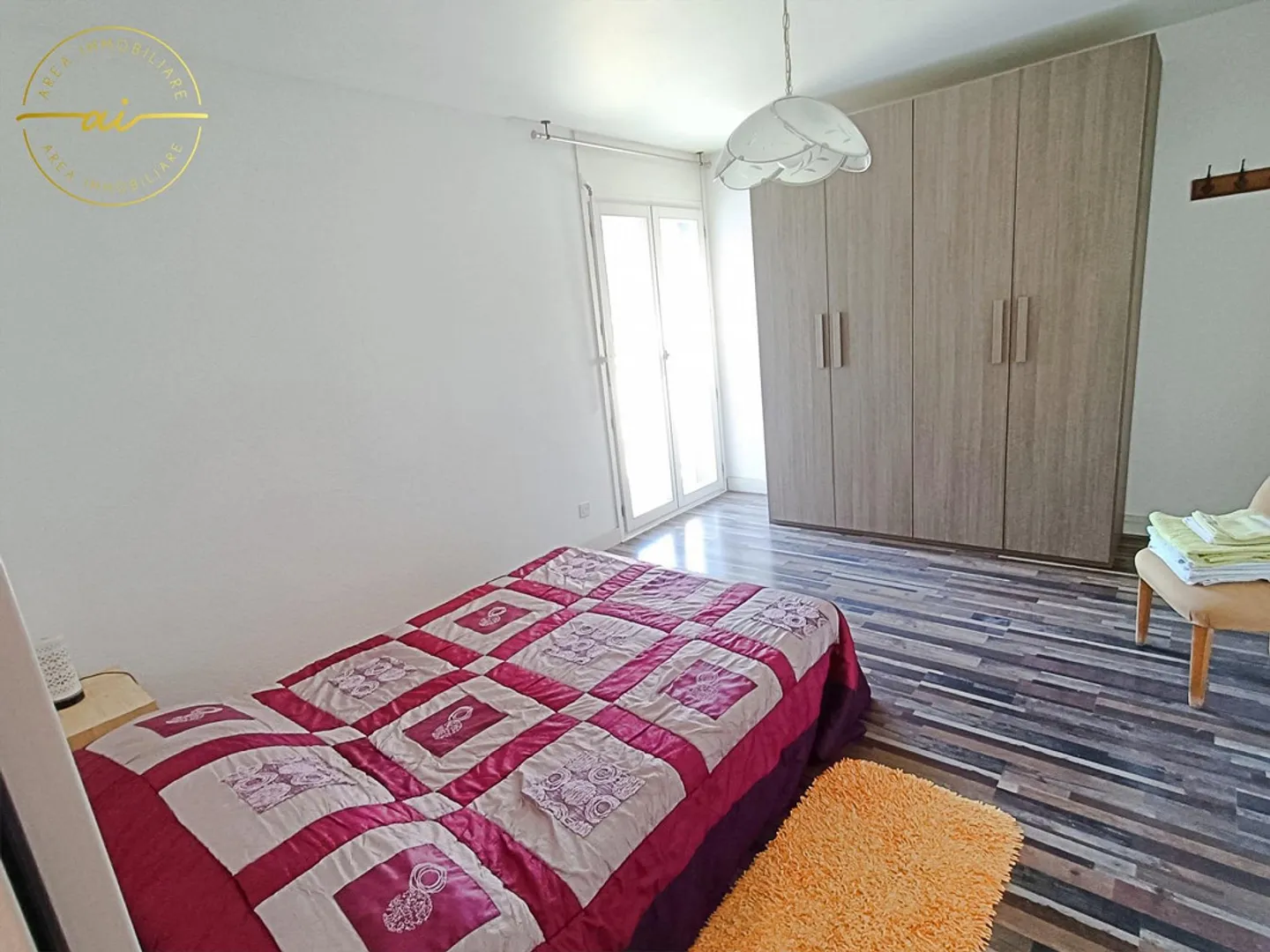 Attico 4.5 stanze con doppia terrazza e vista libera - Foto 7 di 9