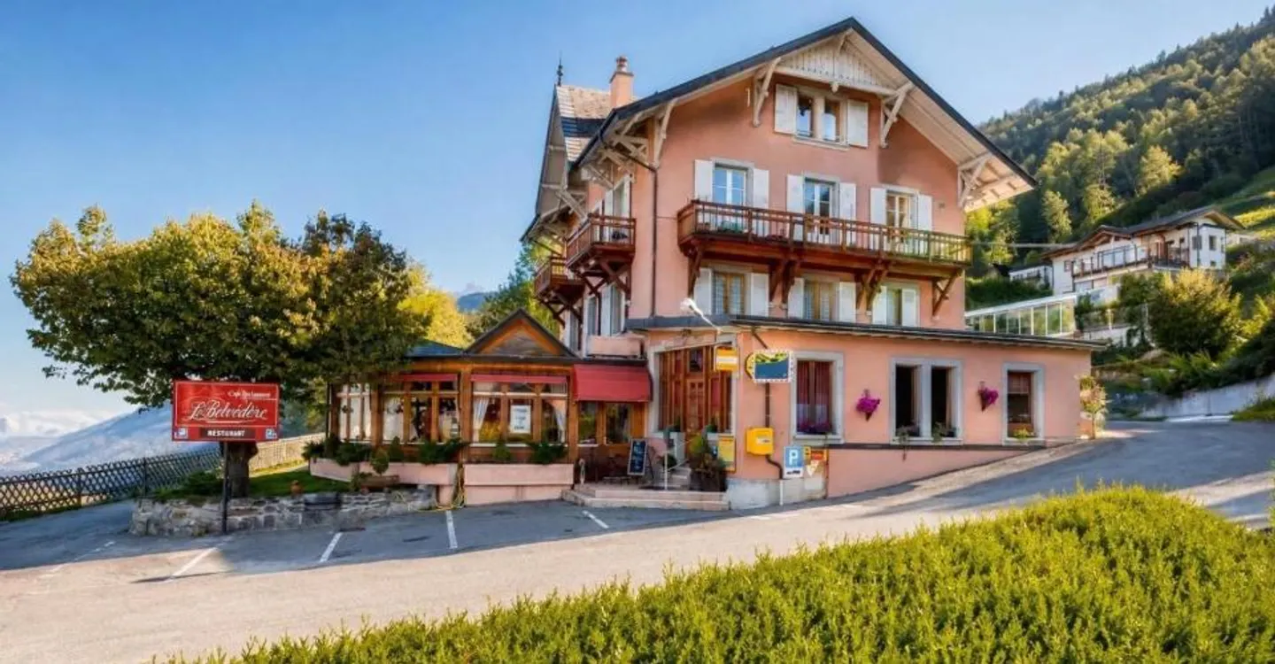 Immeuble mixte avec restaurant - Photo 1 sur 13