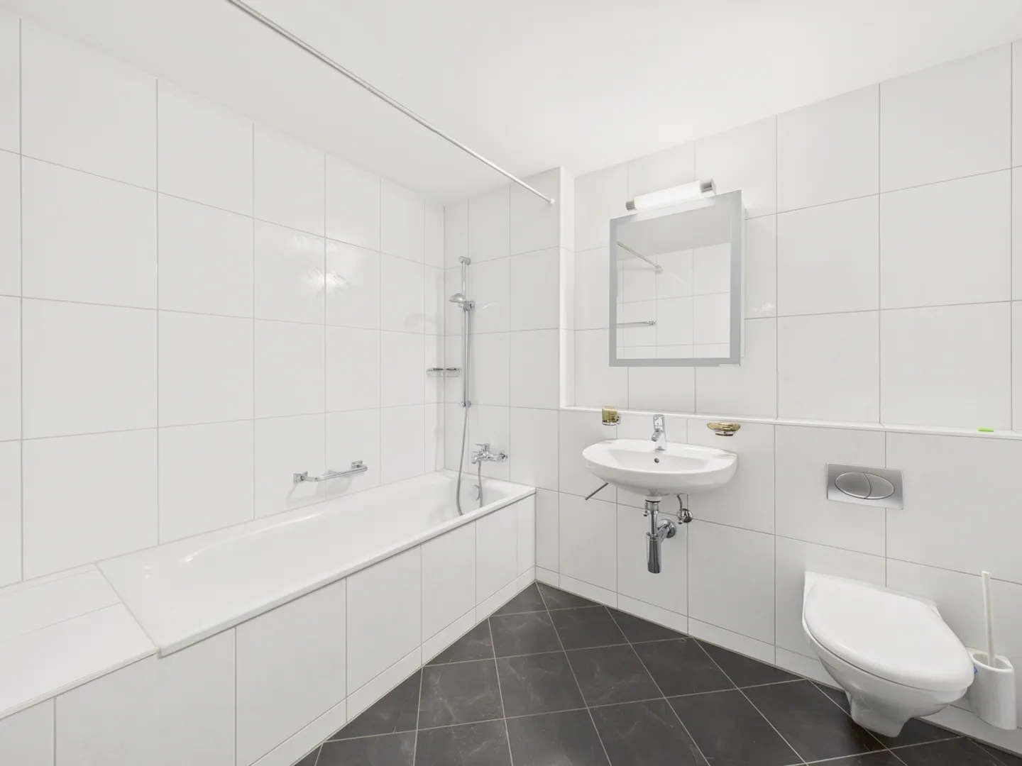 Modernes 6.5-Zimmer Einfamilienhaus in Reinach - Photo 10 sur 11