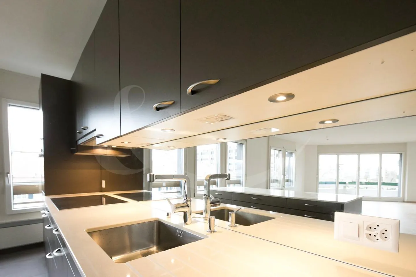 Rue de Vermont 62, Appartamento arredato di 6,5 stanze - Foto 8 di 17