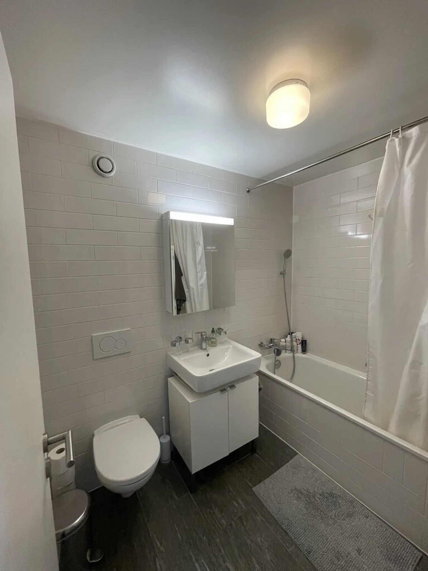 Appartamento moderno 3.5 locali con balcone nella residenza Sébeillon - Foto 6 di 7