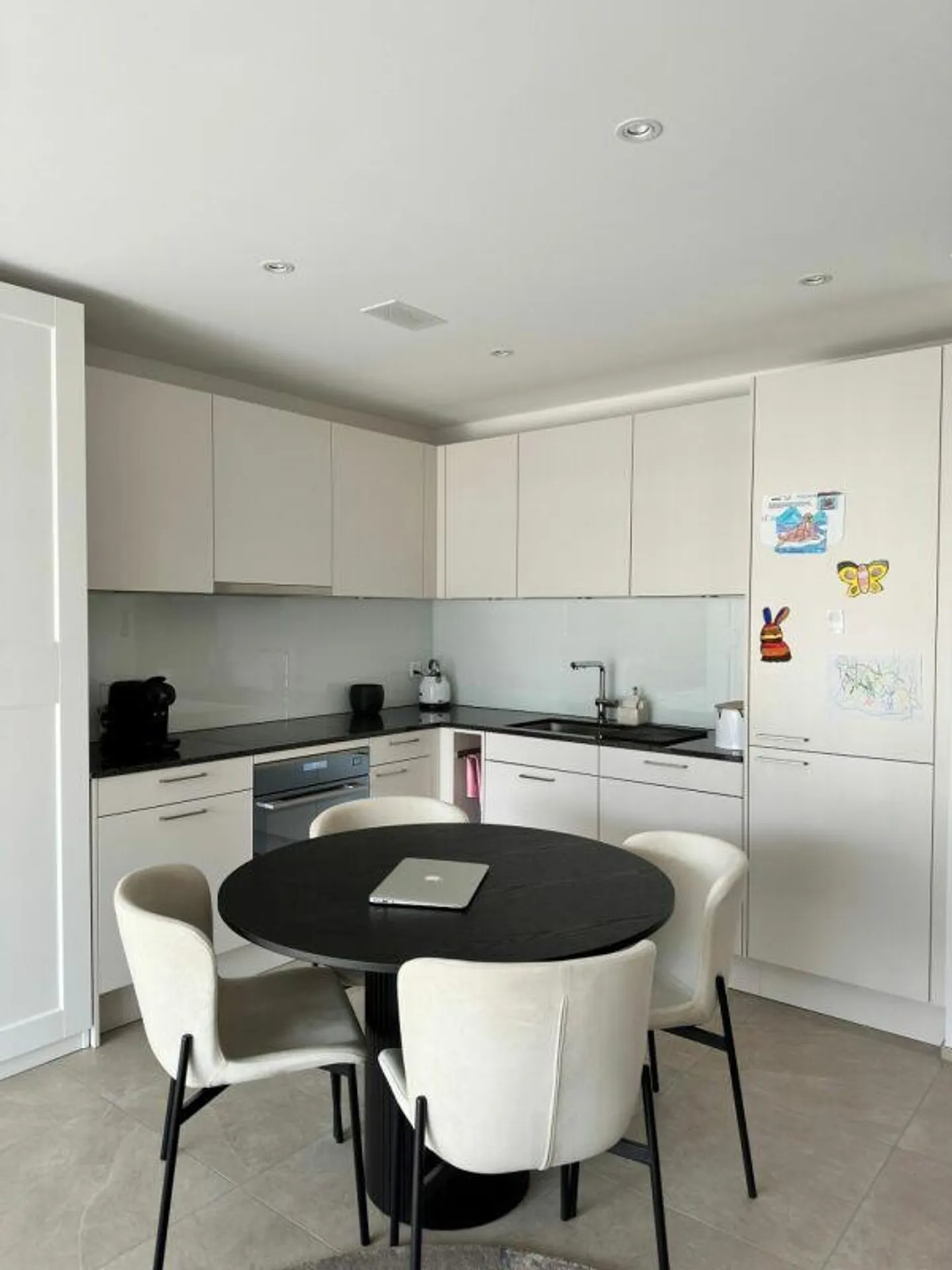 The perfect apartment for discerning singles - Photo 4 of 8