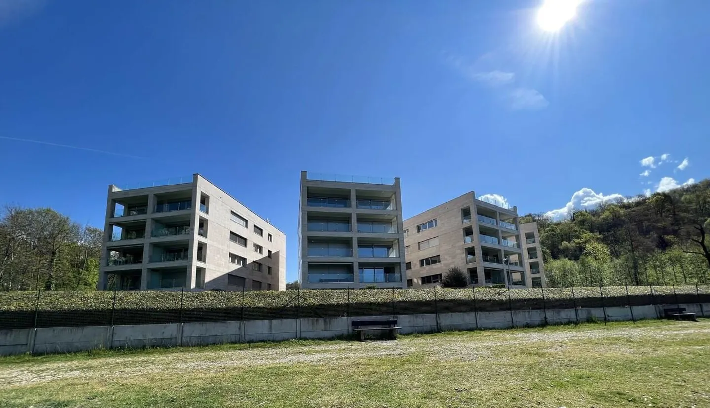 LUGANO-MUZZANO, WOHNUNG MIT 4.5 ZIMMERN AM SEE - Foto 2 von 13