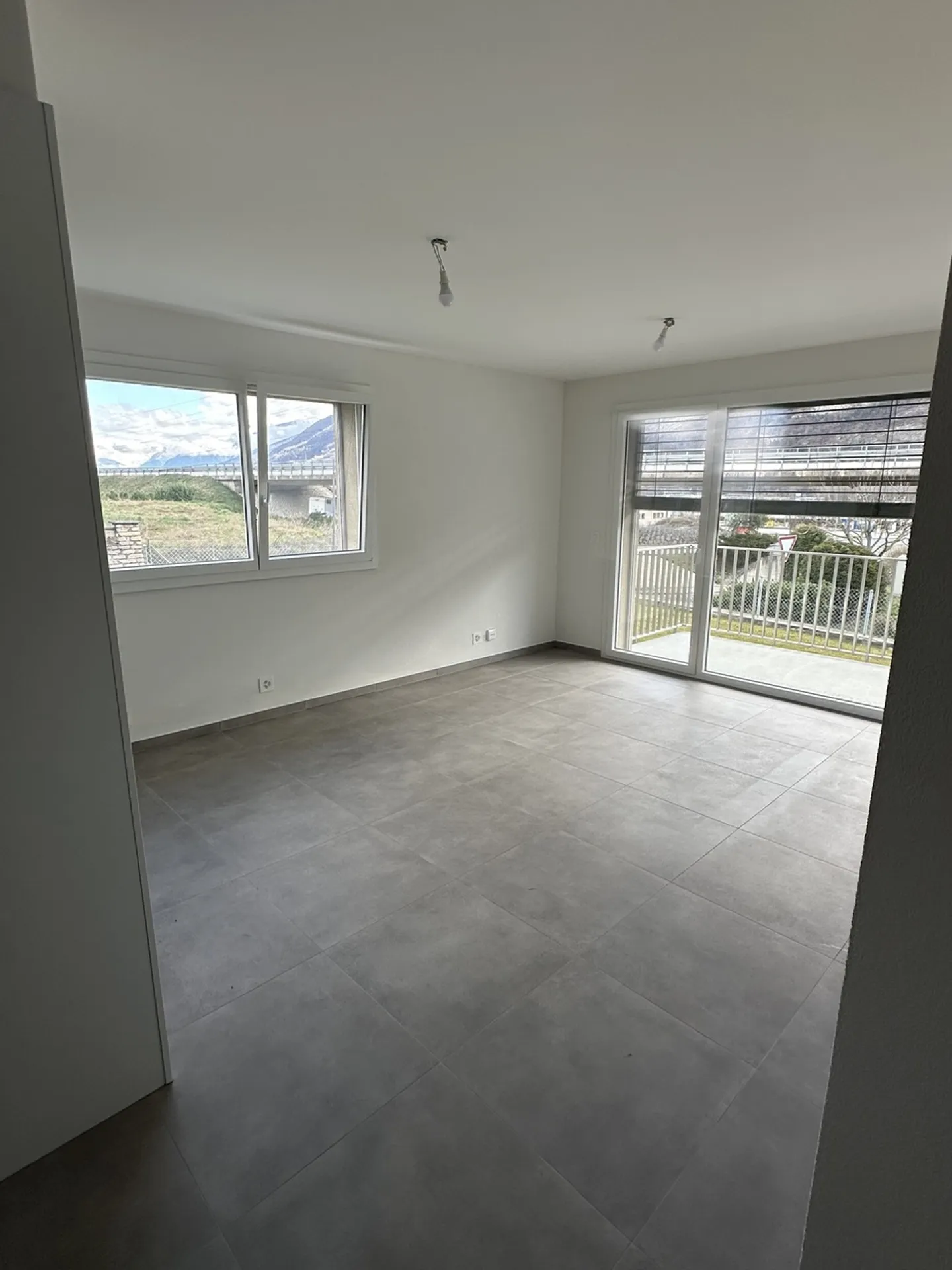 Appartement Chamoson - 2.5 pièces - Photo 2 sur 7