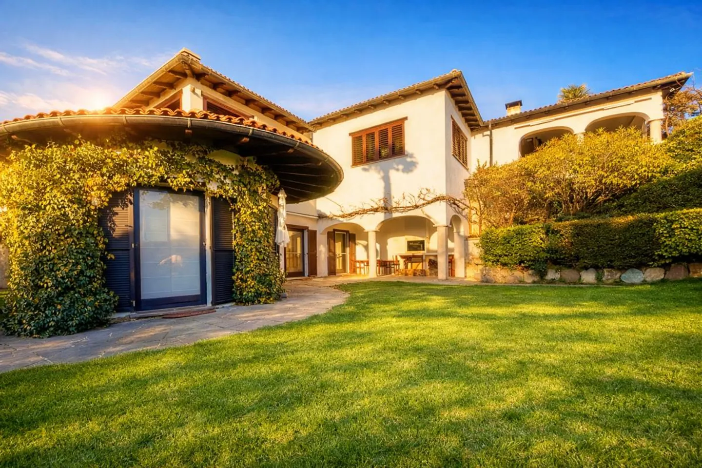 COMANO Apartment of 4.5 or 5.5 rooms, with private garden and pool... - Photo 1 of 3