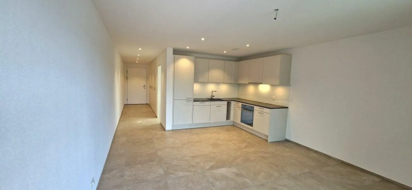 The perfect apartment for discerning singles - Photo 2 of 8