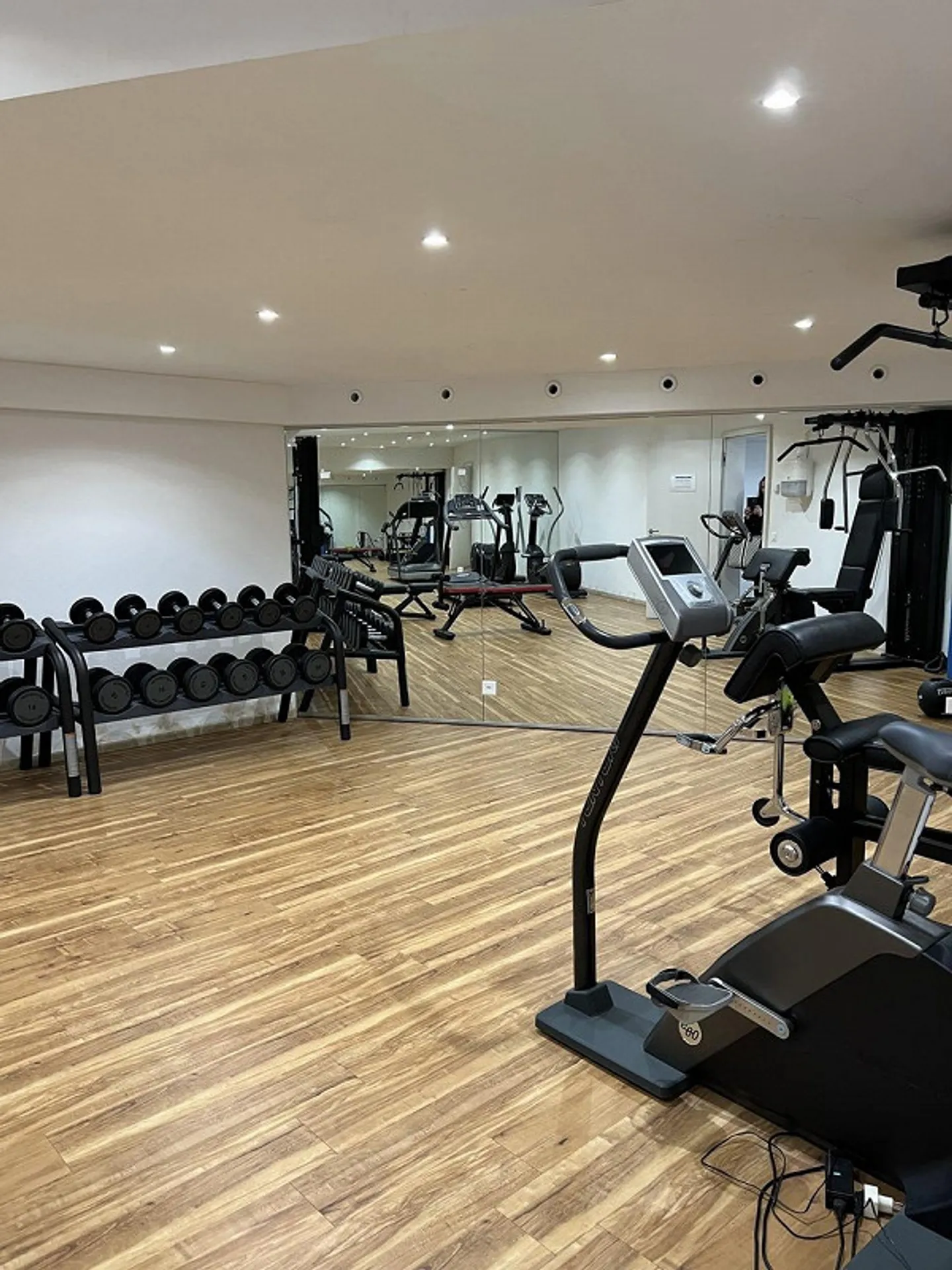 LUGANO-MUZZANO, WOHNUNG MIT 4.5 ZIMMERN AM SEE - Foto 9 von 13