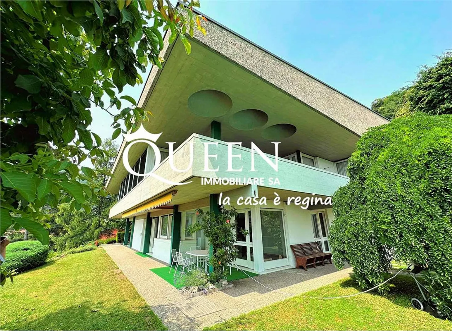 Morbio Superiore : villa jumelée 14,5 pièces 485 m², piscine et vue - Photo 12 sur 13