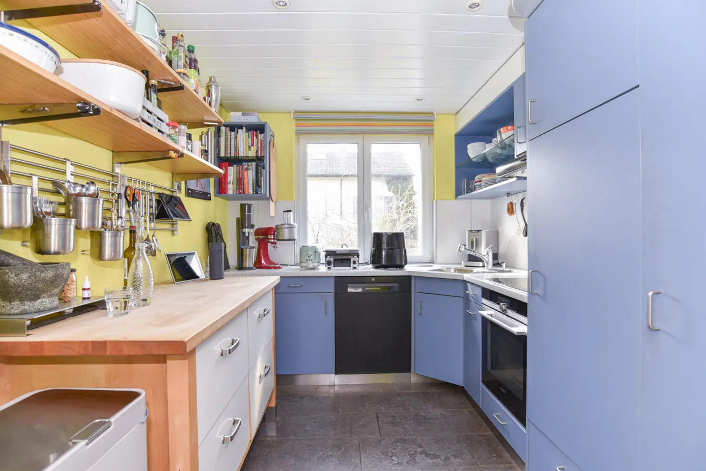 Charmantes Freistehendes Haus mit Aareblick - Foto 8 von 13