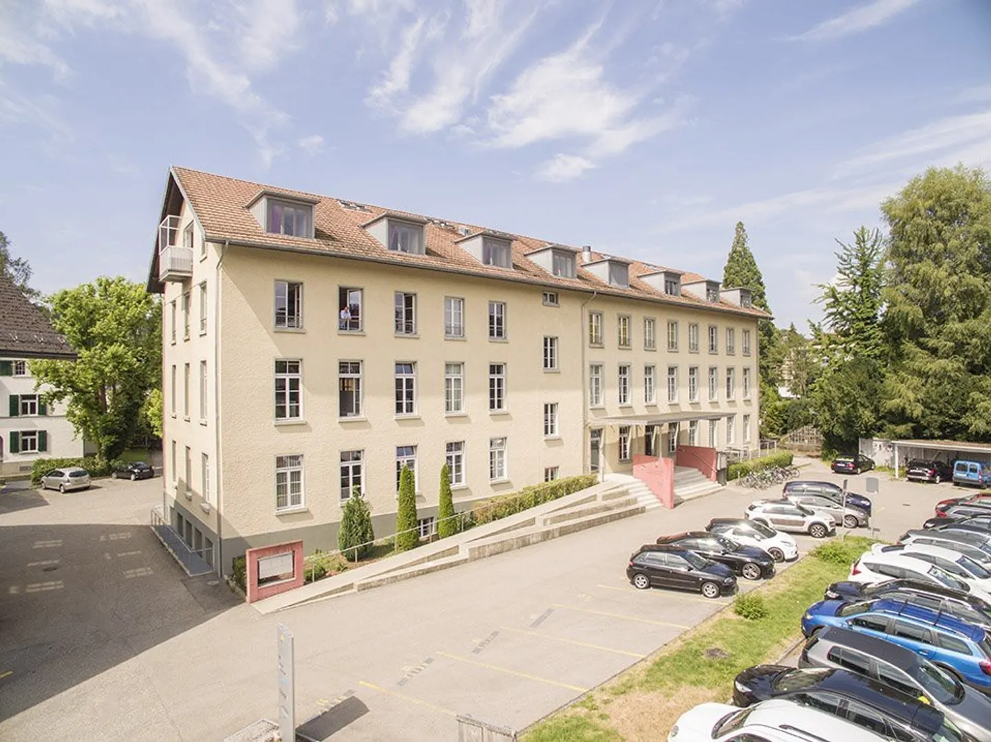 Edificio ad uso misto in affitto - Foto 1 di 1
