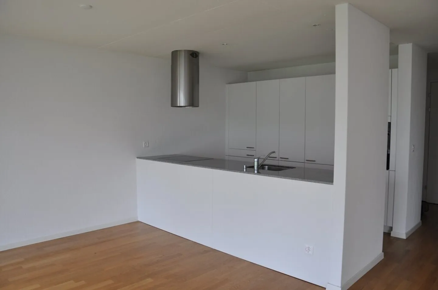 Bright 3.5-Room Apartment - Photo 6 of 8