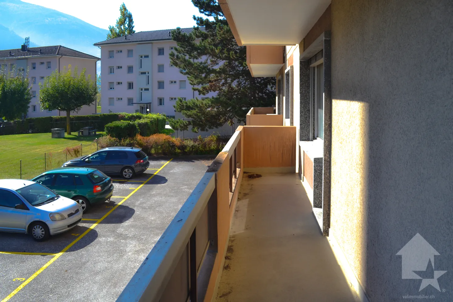 Appartamento 5,5 locali con 2 balconi di 18 m² e giardino privato - Foto 20 di 28