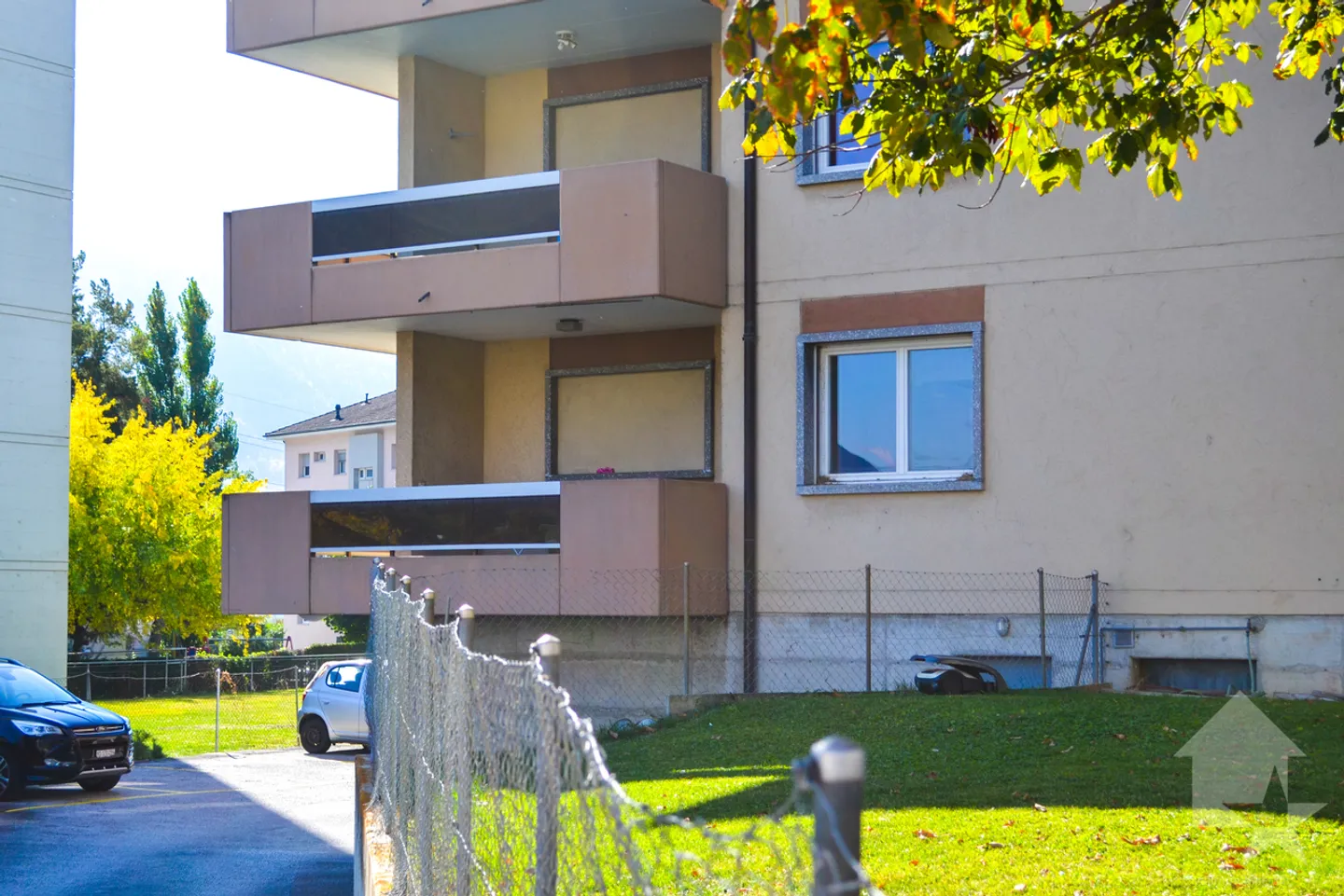 Appartamento 5,5 locali con 2 balconi di 18 m² e giardino privato - Foto 26 di 28