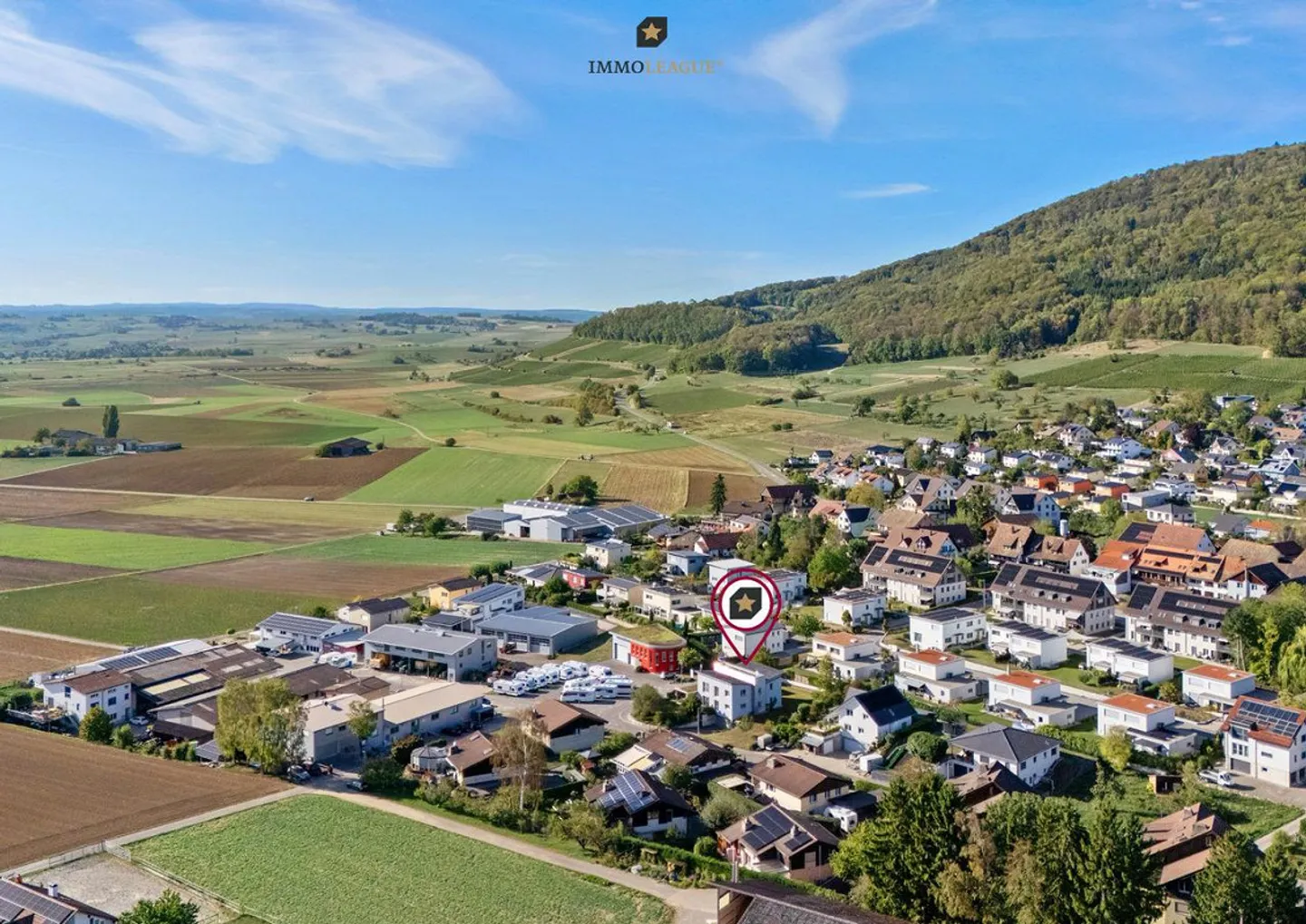 Geräumiges Einfamilienhaus mit Werkstatt - Foto 7 von 9