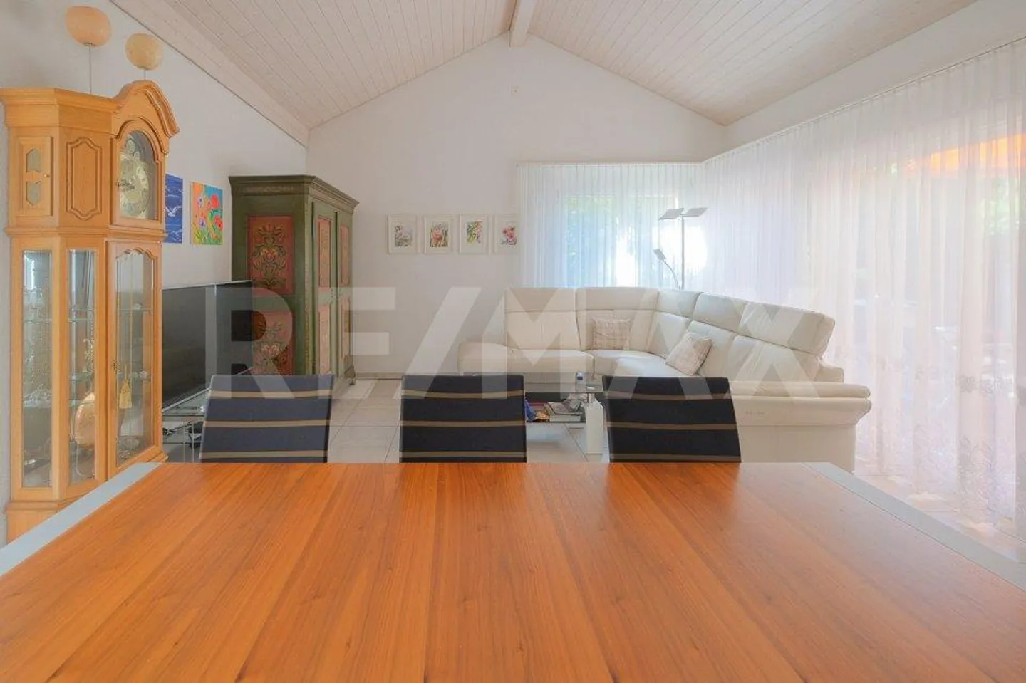 Freistehendes 5.5 Zimmer-Einfamilienhaus: Wo Licht und Raum zuhause... - Photo 9 of 13