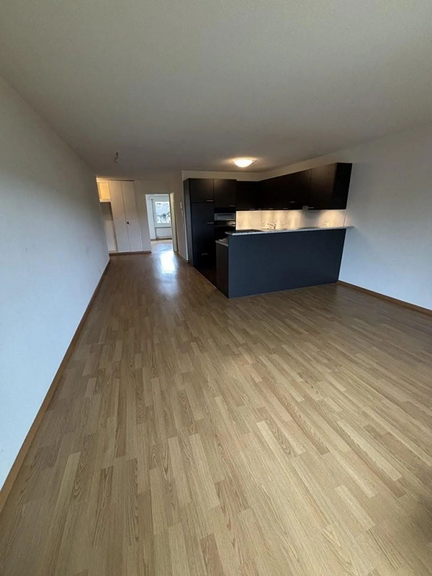 4.5-room apartment with a panoramic view - central & modern - Photo 4 of 12