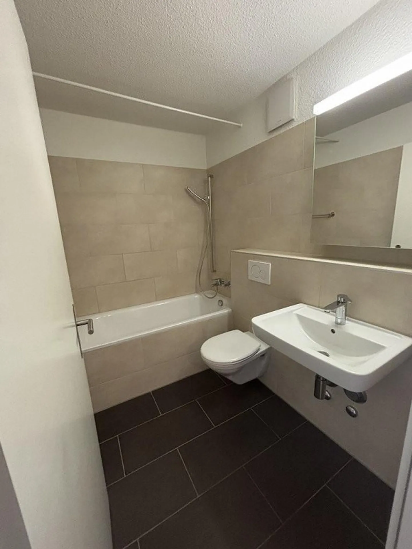 4.5-room apartment with a panoramic view - central & modern - Photo 6 of 12