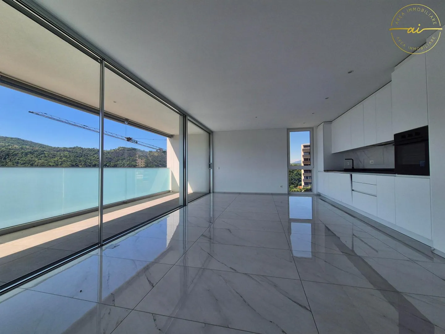 Neues Penthouse mit großer Terrasse - Foto 2 von 13