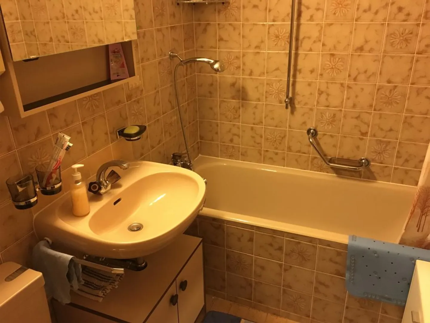 Appartamento di 2,5 stanze con soffitta convertita - Foto 8 di 9