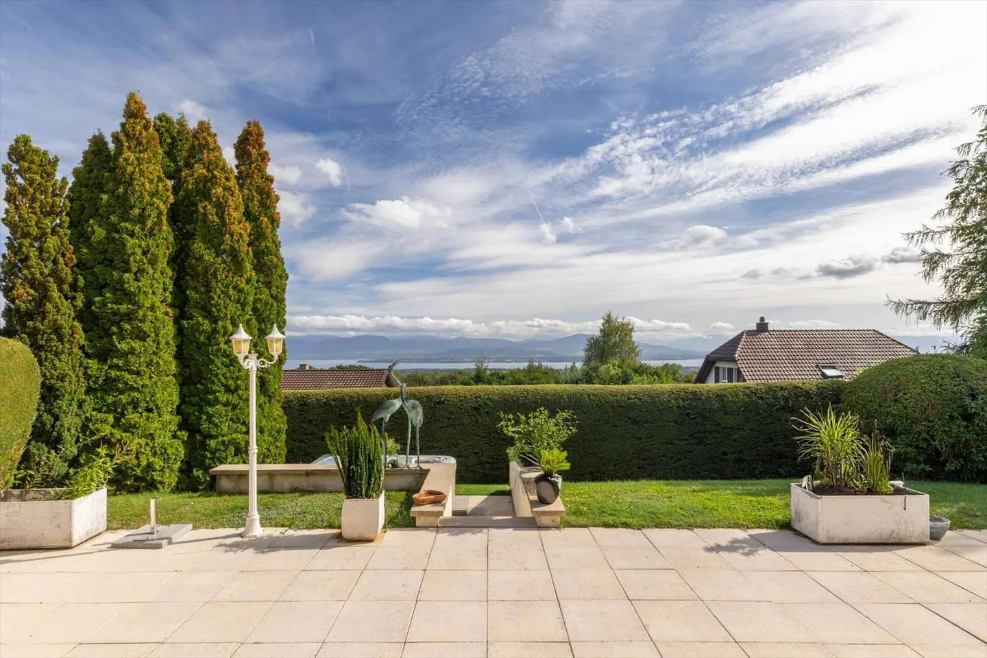 A haven of peace with panoramic views of Lake Geneva - Photo 4 of 12