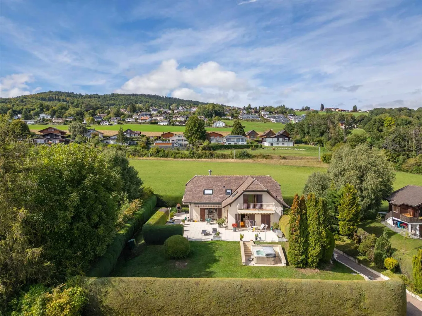 A haven of peace with panoramic views of Lake Geneva - Photo 12 of 12