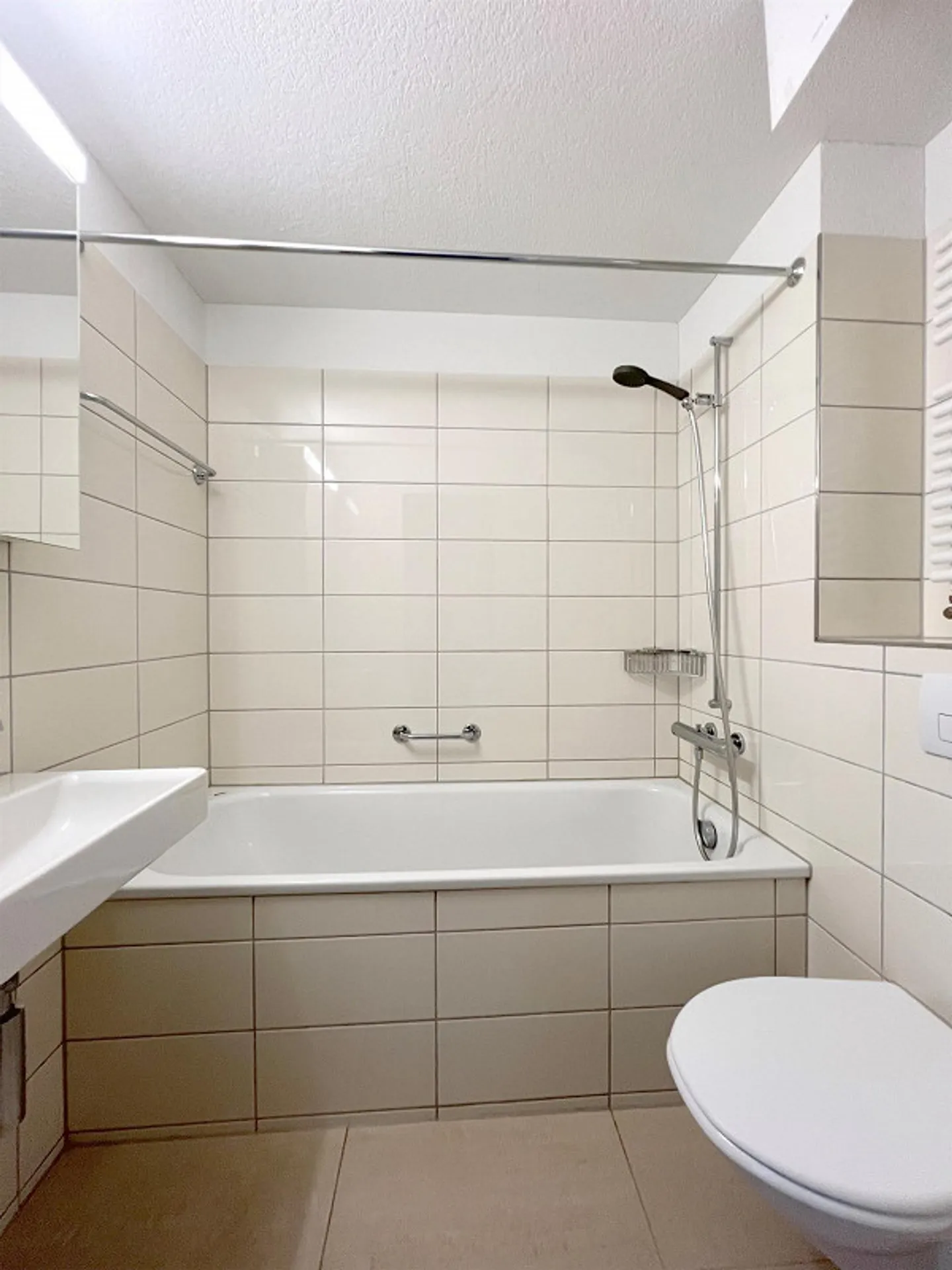 Usine Rouge et lac de Zurich - les deux très proches ! - Photo 4 sur 4