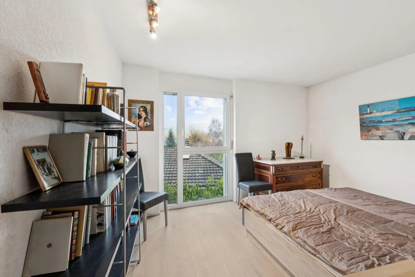 5.5 Room House - Photo 7 of 13