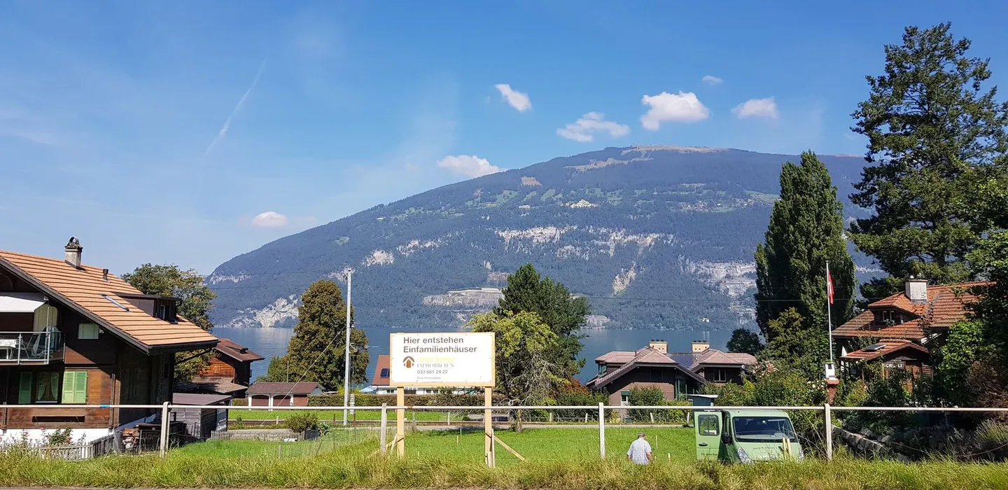 Lakefront Living with breathtaking views! - Photo 4 of 6