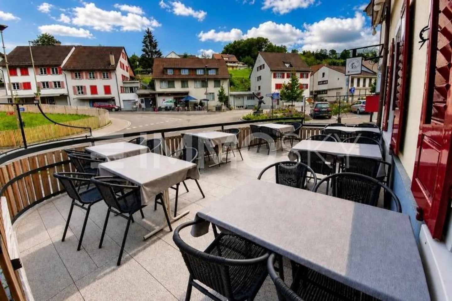 Bien d'investissement avec potentiel - investir et créer de la valeur ajoutée - Photo 2 sur 5