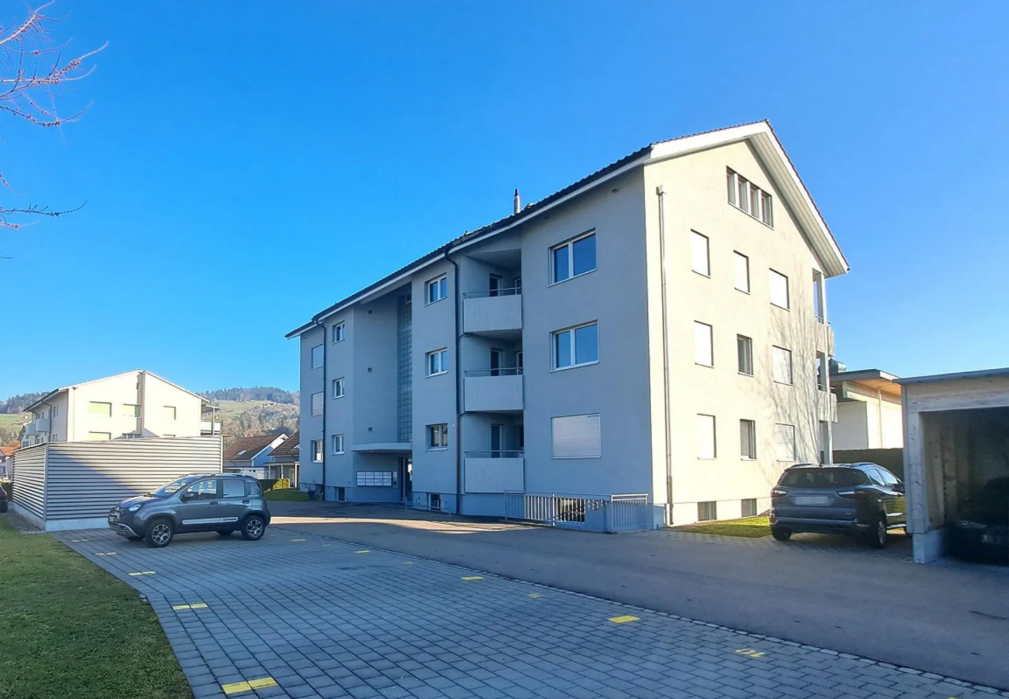 Familienwohnung in ruhiger Umgebung mit grossem Gartensitzplatz! - Foto 1 di 7