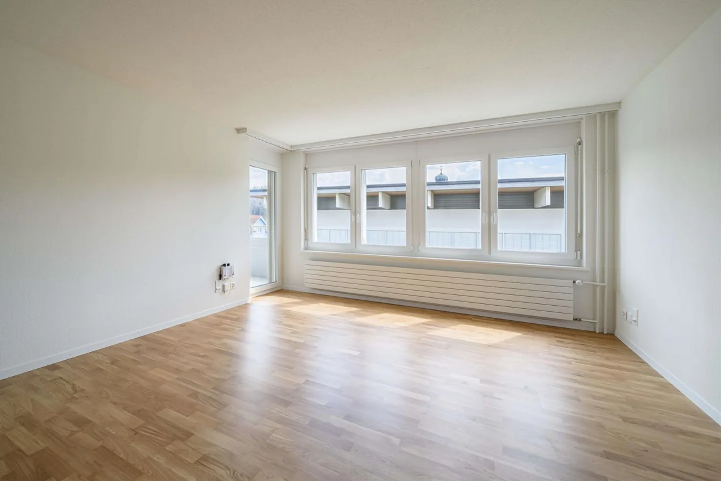 Familienwohnung in ruhiger Umgebung mit grossem Gartensitzplatz! - Foto 4 di 7
