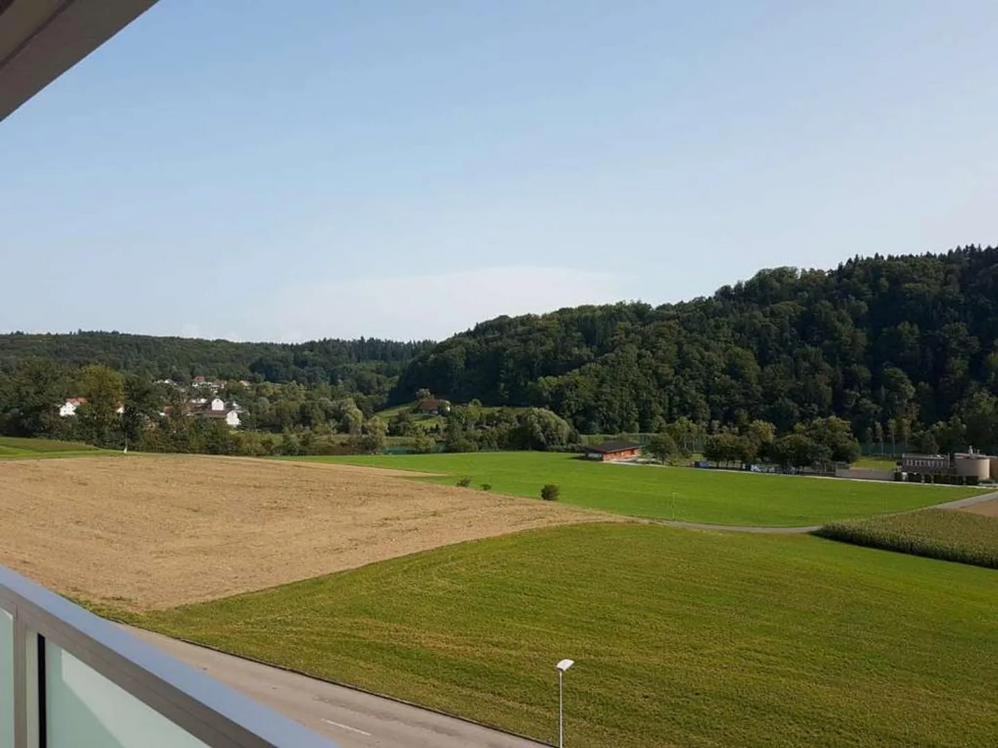 Vie proche de la nature avec vue - Aareblick inclus - Photo 1 sur 7