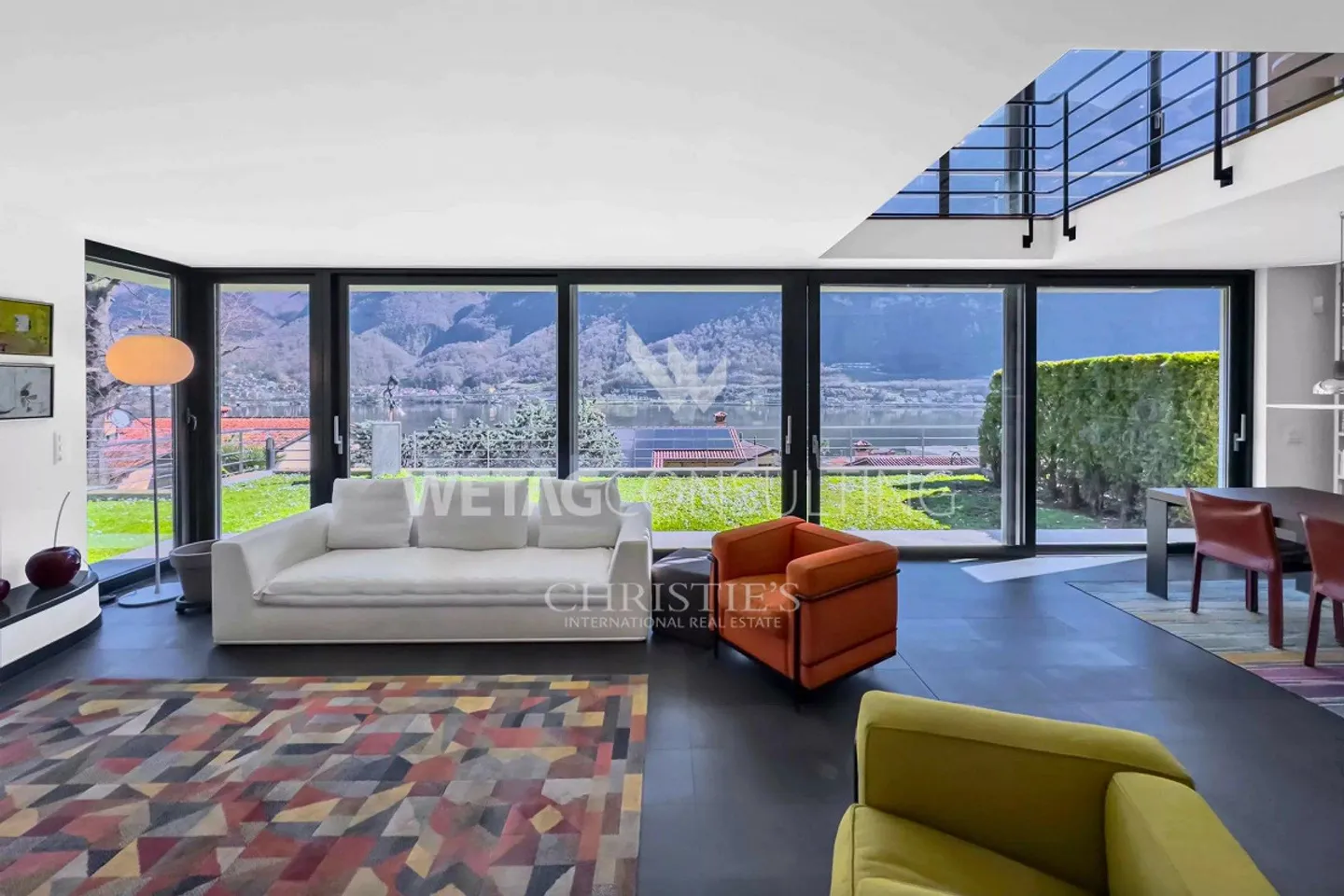 Lugano–Riva San Vitale: Villa moderna con vista mozzafiato su ... - Foto 3 di 13